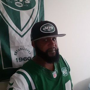 Meet your Posher, Derek